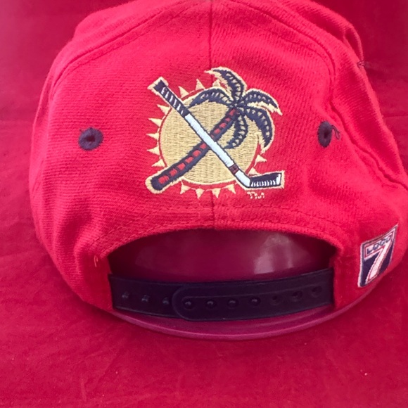 Florida Panthers Logo7 cap. - Picture 4 of 10